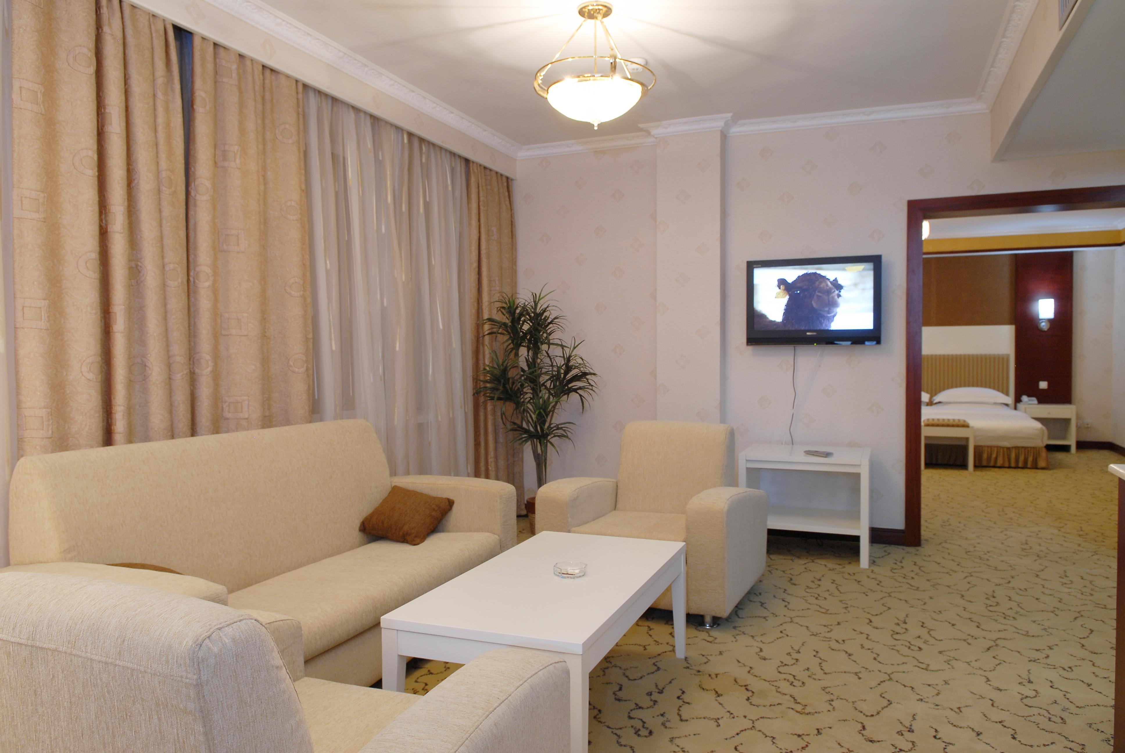 G Empire Hotell Astana Exteriör bild