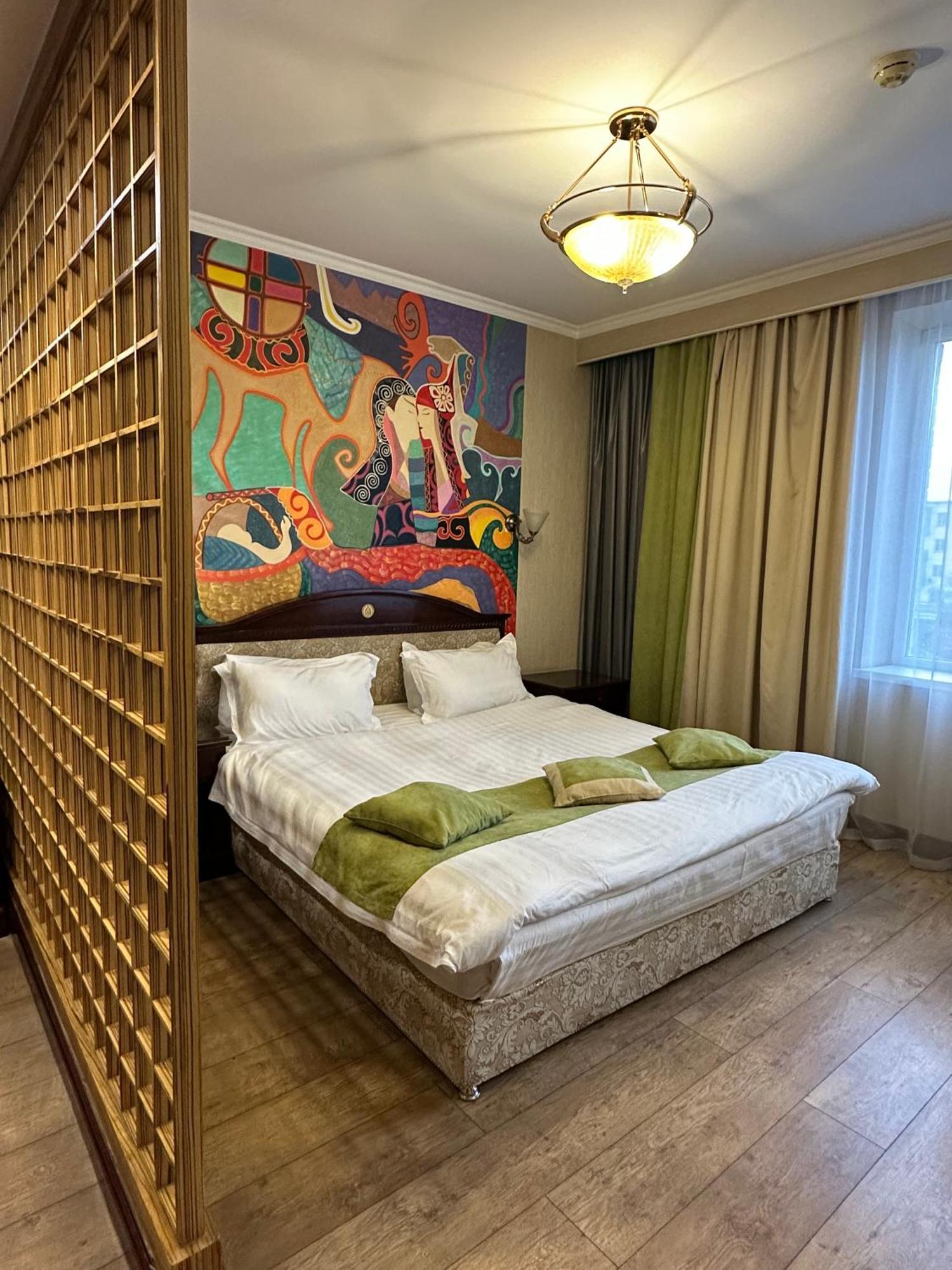 G Empire Hotell Astana Exteriör bild