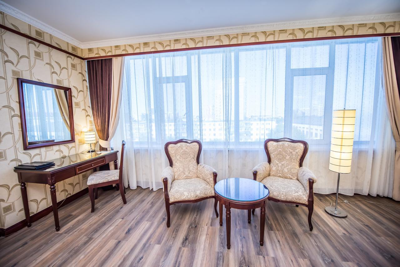 G Empire Hotell Astana Exteriör bild