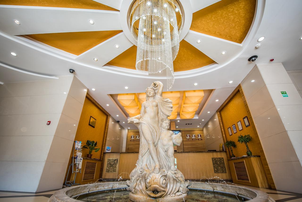 G Empire Hotell Astana Exteriör bild